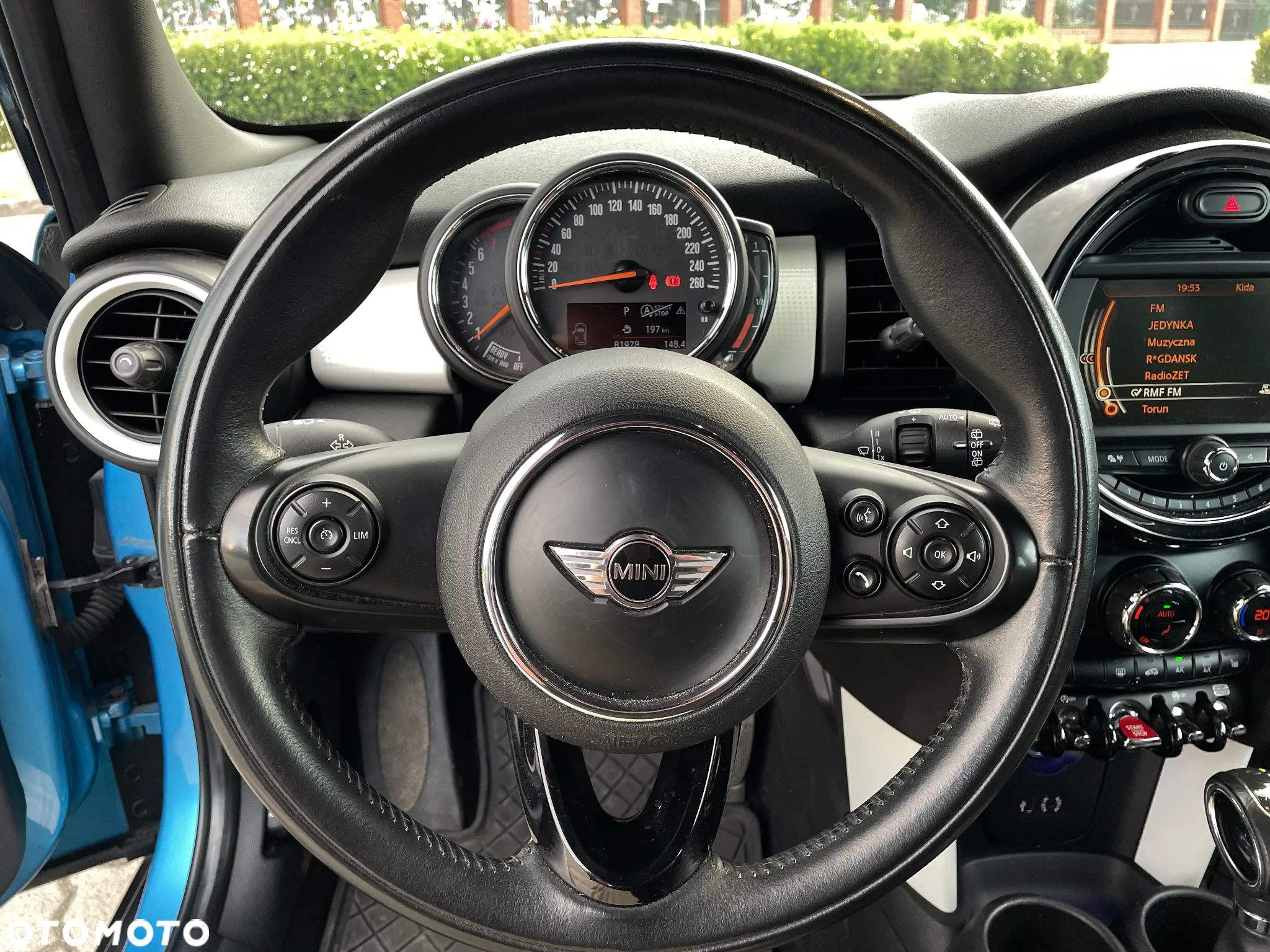MINI Cooper Standard - 21