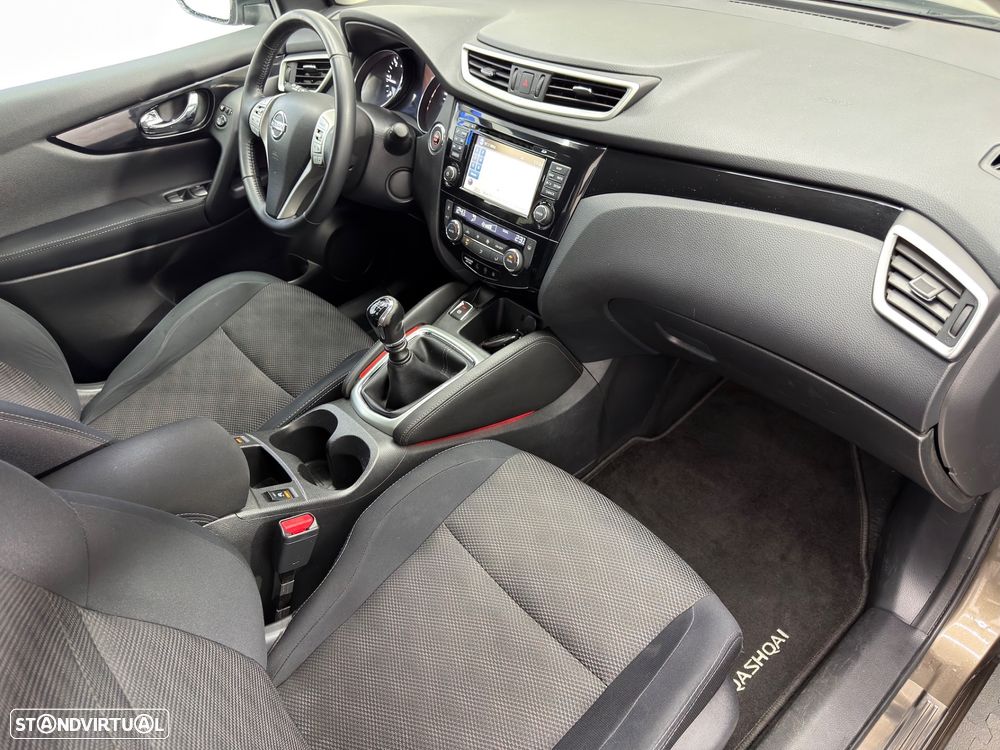 Nissan Qashqai 1.5 dCi TEKNA+ - 16