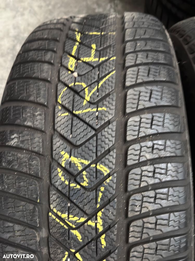 Vând 4 anvelope 265/50/19 Pirelli de iarnă cu runflat second - 4