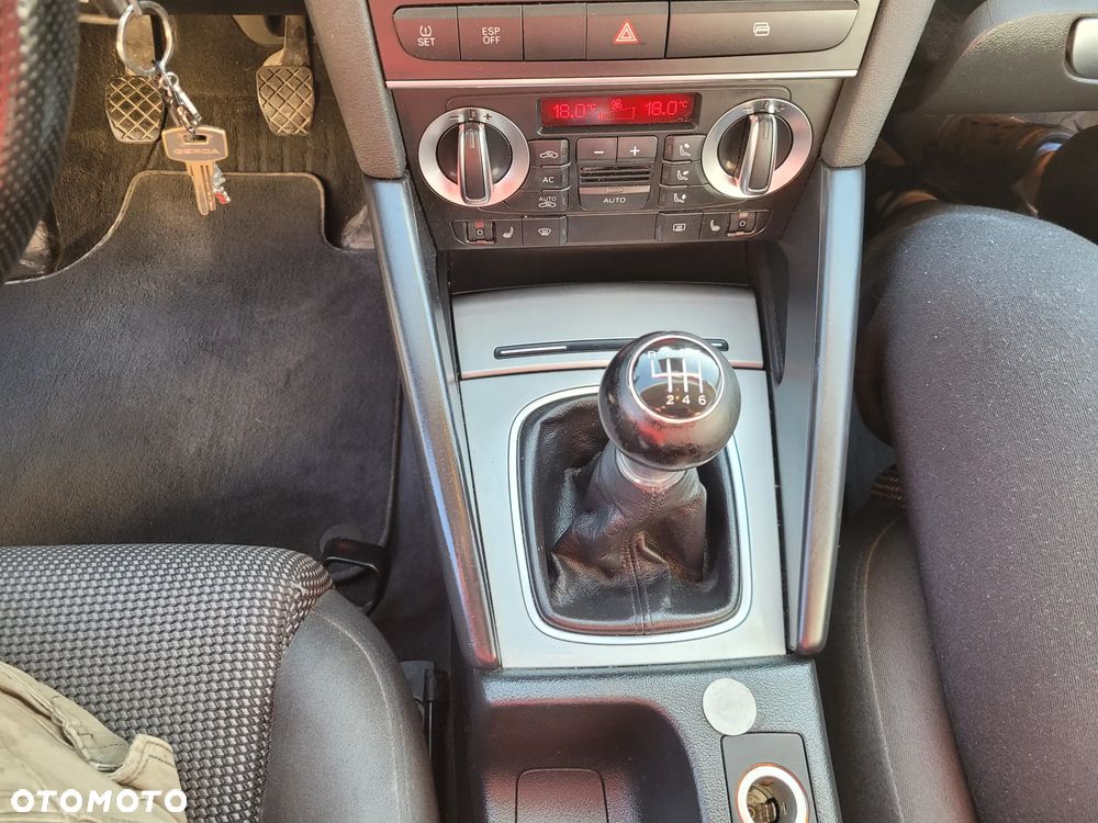 Audi A3 Sportback 2.0 TDI DPF Ambition - 12