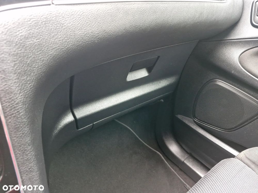 Ford S-Max 2.0 TDCi DPF Titanium - 25