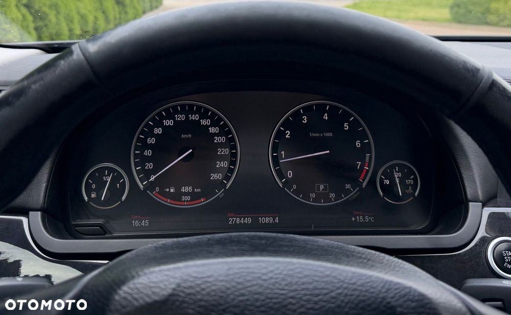 BMW Seria 7 750i - 21
