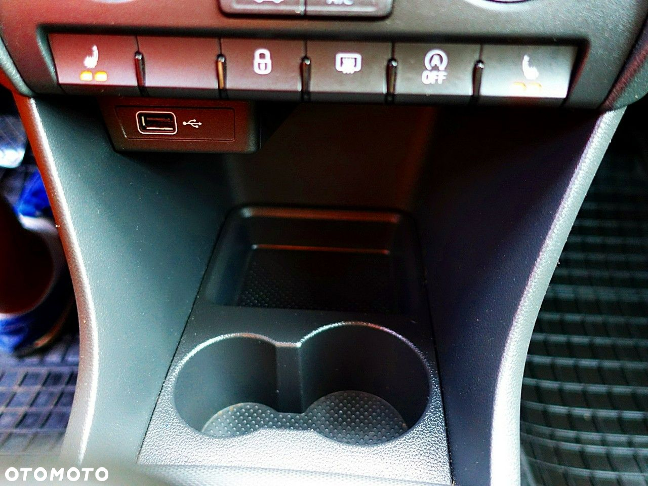 Skoda RAPID - 22