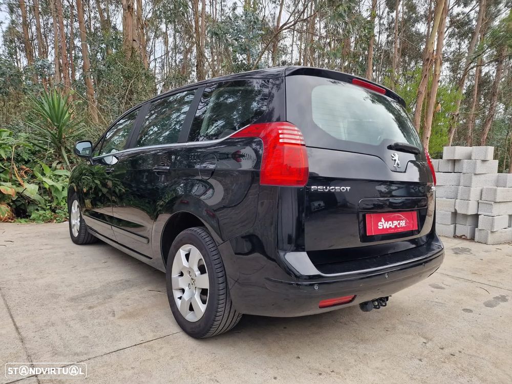 Peugeot 5008 1.6 HDi 7L Allure J17 - 7