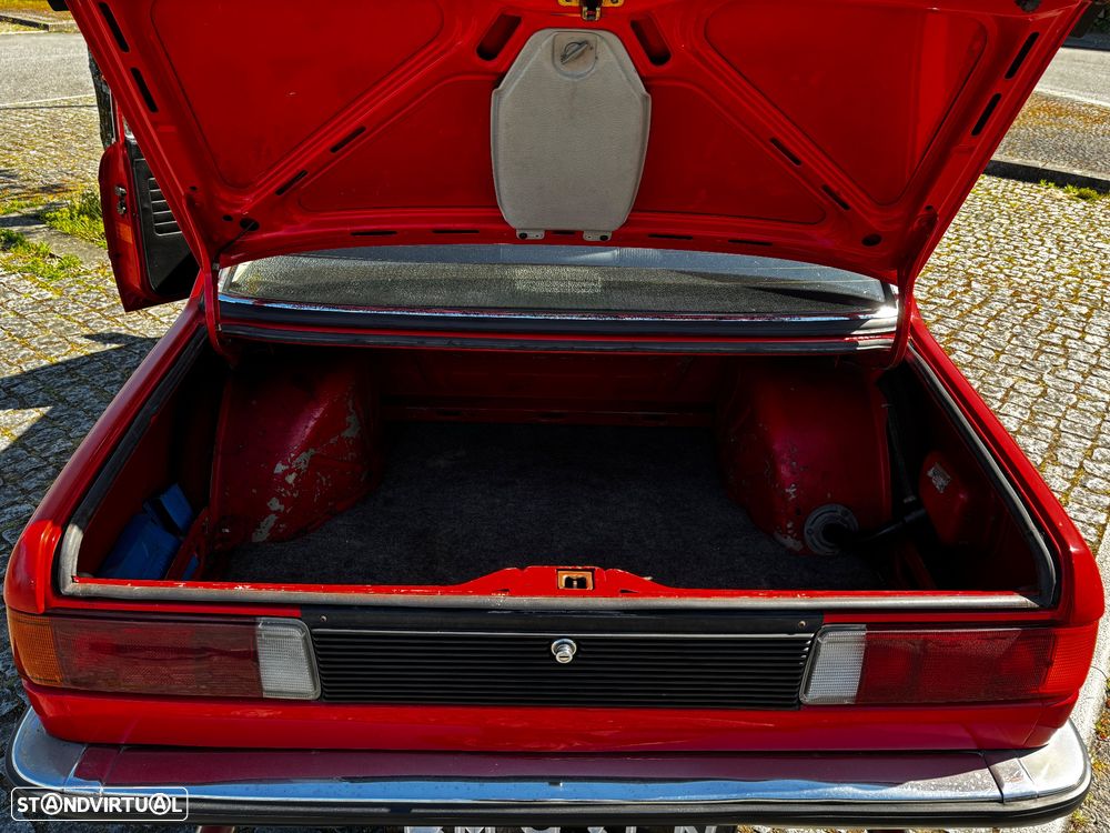 BMW 323 - 11