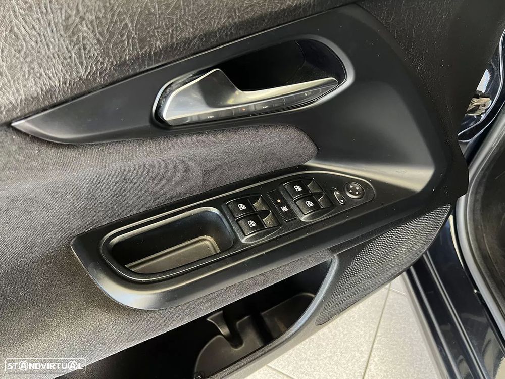 Fiat Tipo Station Wagon 1.3 M-Jet Lounge - 18