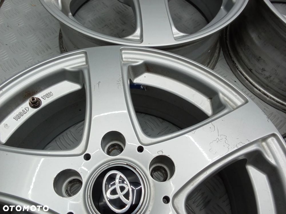 Felgi Toyota Auris Corolla Rav4 Avensis 6,5Jx16 et45 5x114,3 - 7