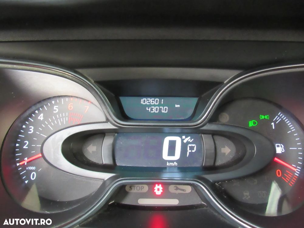 Renault Captur ENERGY TCe 120 EDC Intens - 11