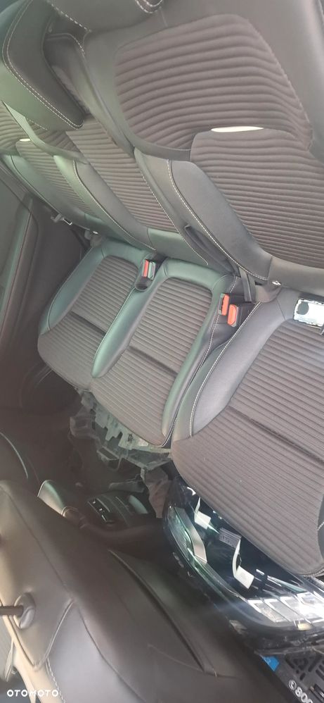 Renault Scenic TCe 140 GPF BOSE EDITION - 11