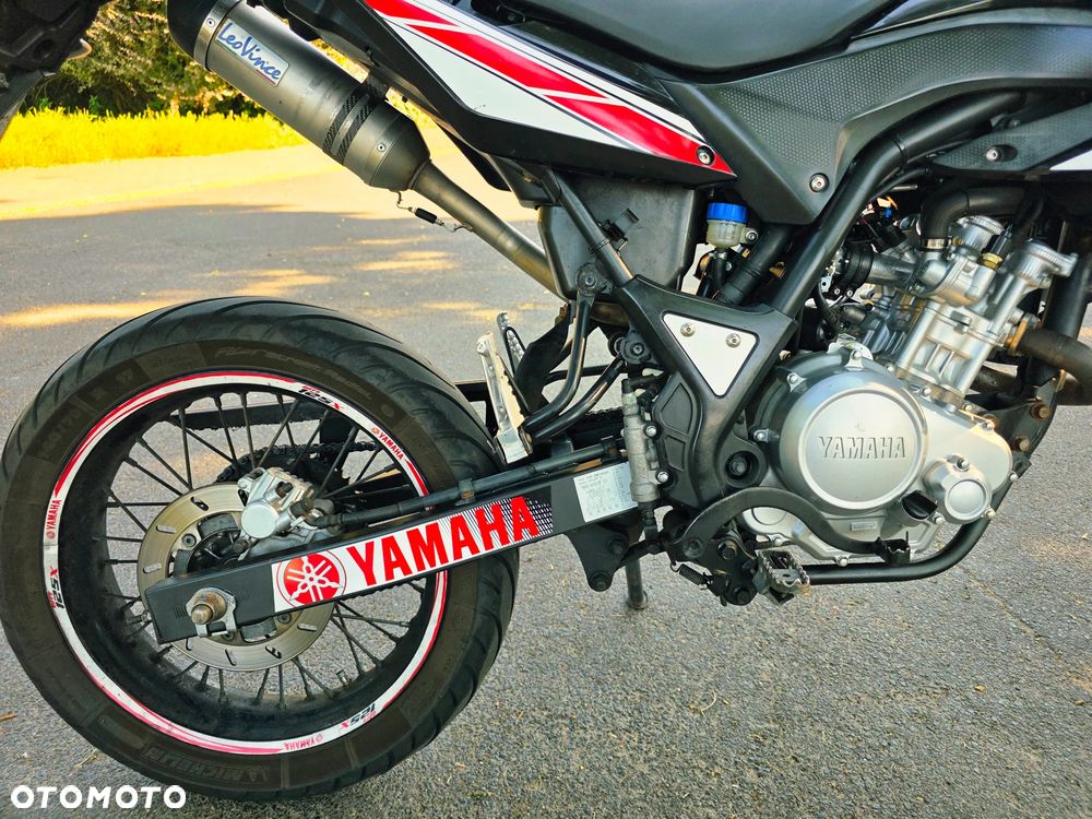 Yamaha WR - 8