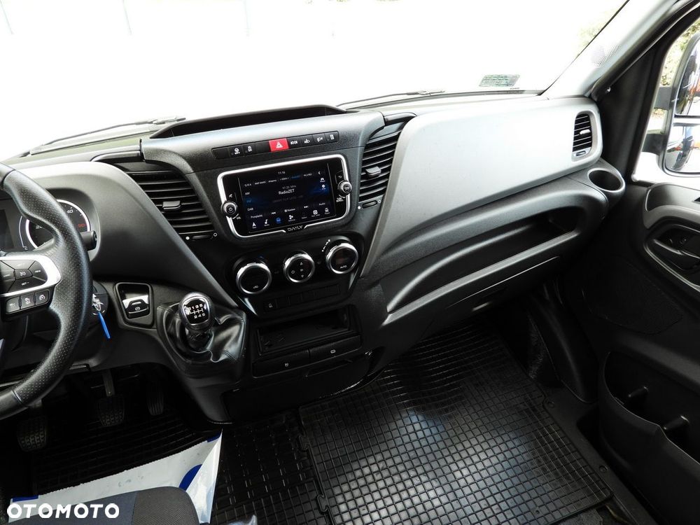 Iveco DAILY 35S18 KONTENER WINDA 8 PALET WEBASTO TEMPOMAT NAWIGACJA LEDY PNEUMATYKA KLIMATYZACJA  180KM - 31