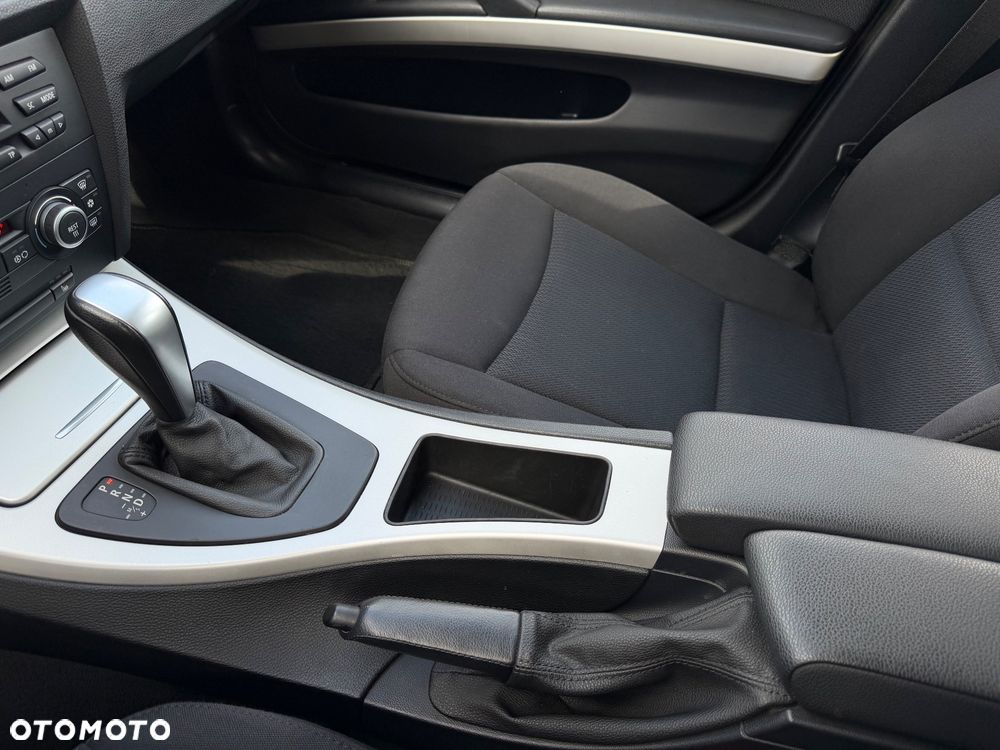 BMW Seria 3 320i Edition Sport - 15