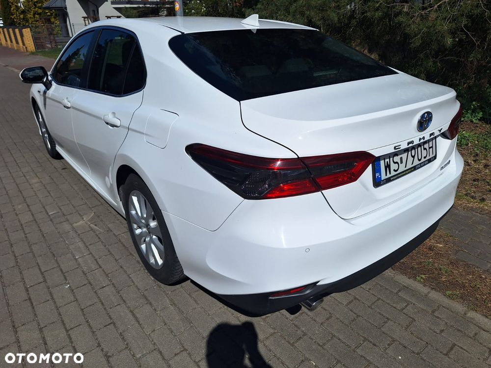 Toyota Camry 2.5 Hybrid Comfort CVT - 11