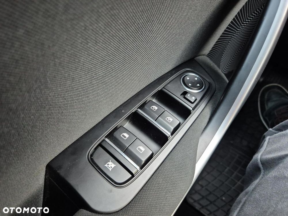 Kia Ceed - 26