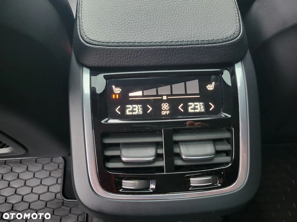 Volvo S90 T6 AWD Geartronic Momentum Pro - 20