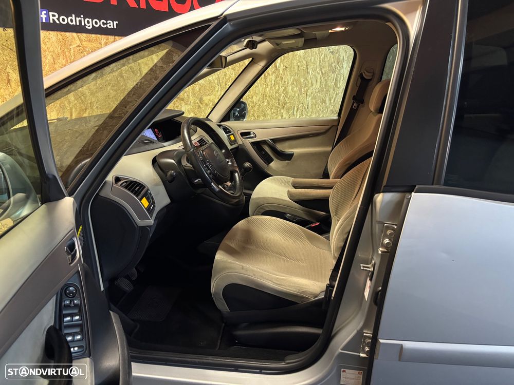 Citroën C4 Picasso 1.6 HDi Exclusive - 6