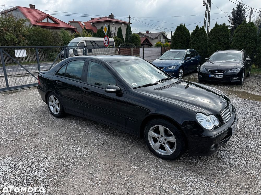 Mercedes-Benz Klasa C 180 Kompressor Avantgarde - 18