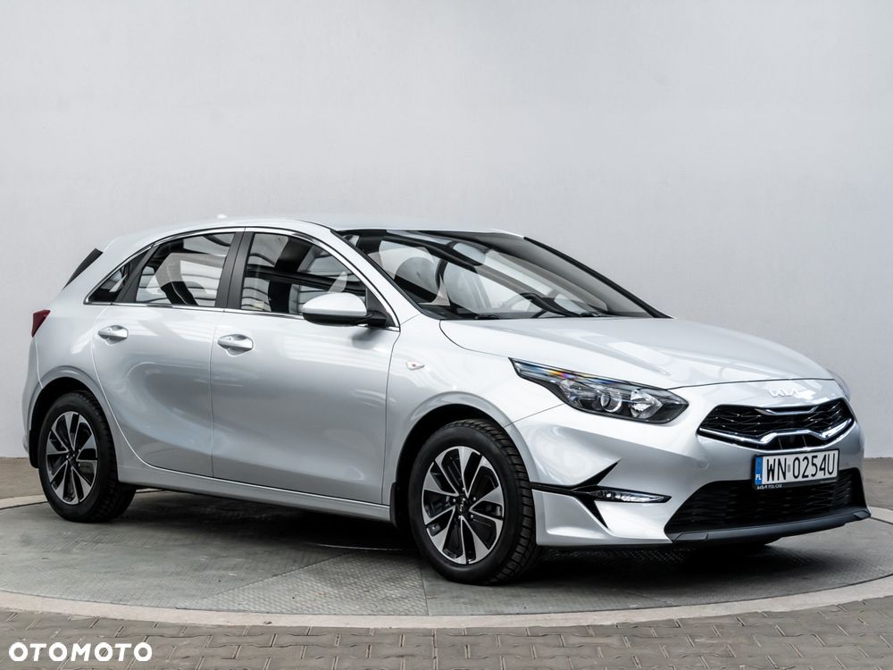 Kia Ceed 1.5 T-GDI M - 2
