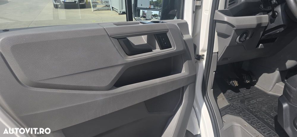 Volkswagen CRAFTER - 9