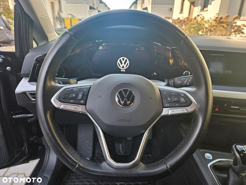 Volkswagen Golf VIII 1.5 TSI EVO Style - 12