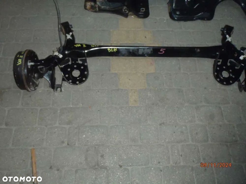 piasta abs czop bęben tarcza kotwiczna osłona błotna tył zawieszenie yaris 06-20r - 7