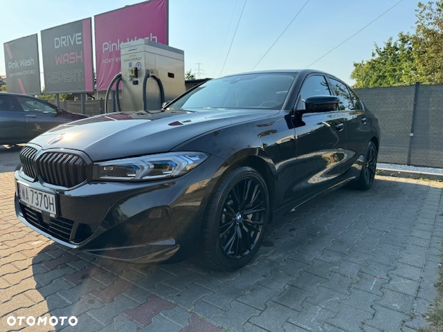 BMW Seria 3 330i xDrive - 2