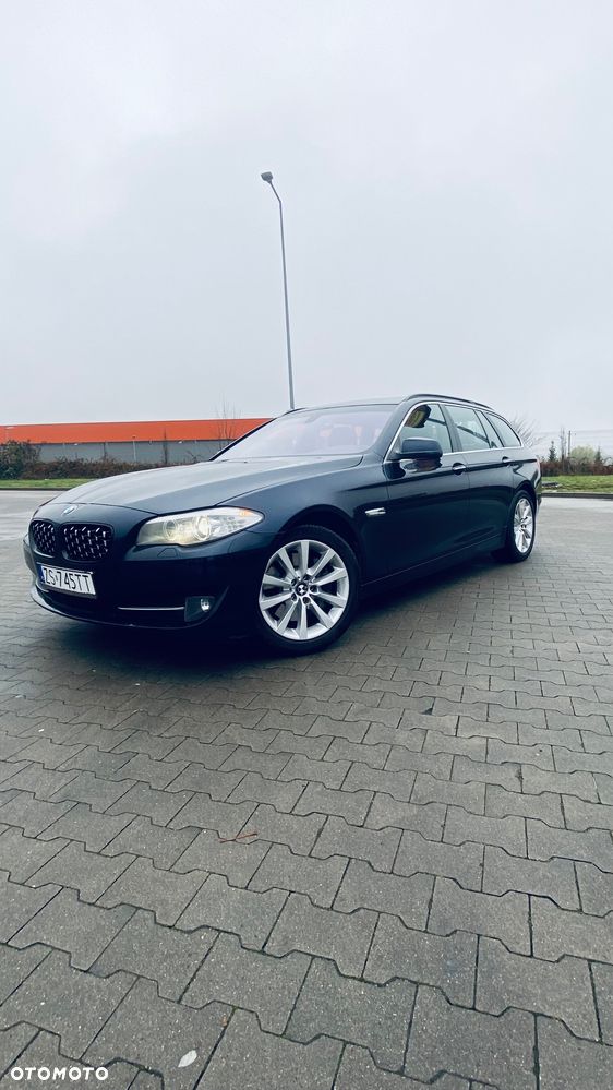 BMW Seria 5 525d xDrive Sport-Aut Modern Line - 5