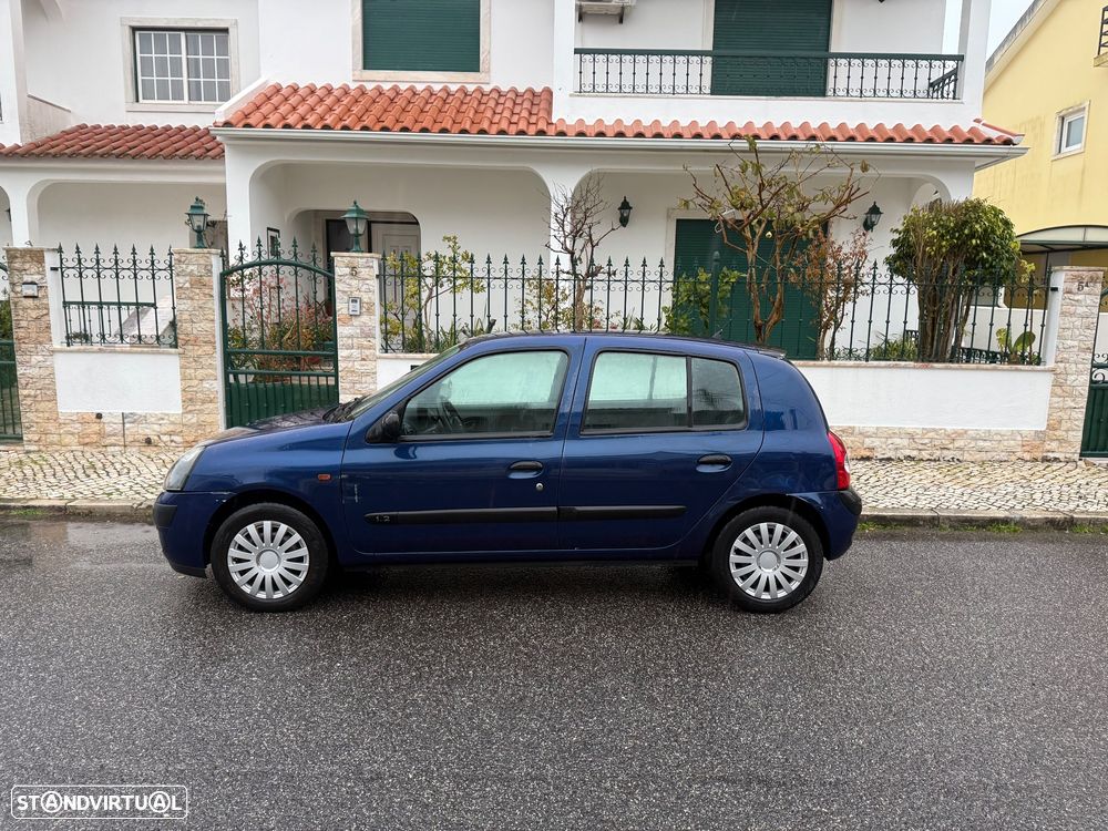 Renault Clio - 1