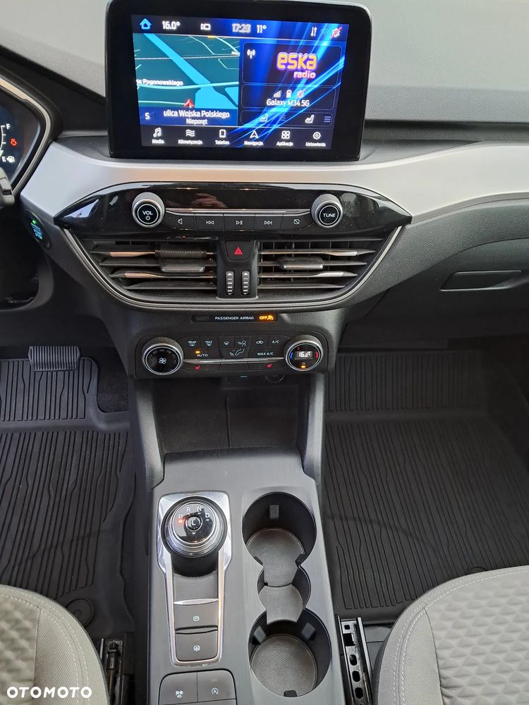 Ford Kuga 1.5 EcoBoost 4WD Trend - 18