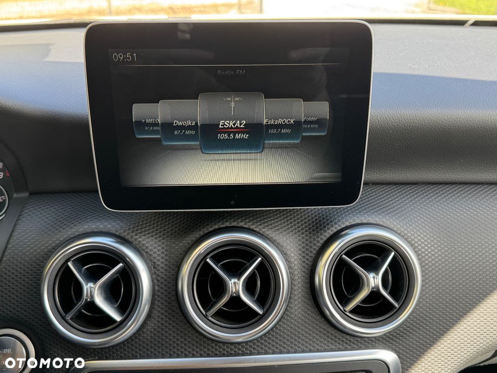 Mercedes-Benz Klasa A 160 7G-DCT Style - 35