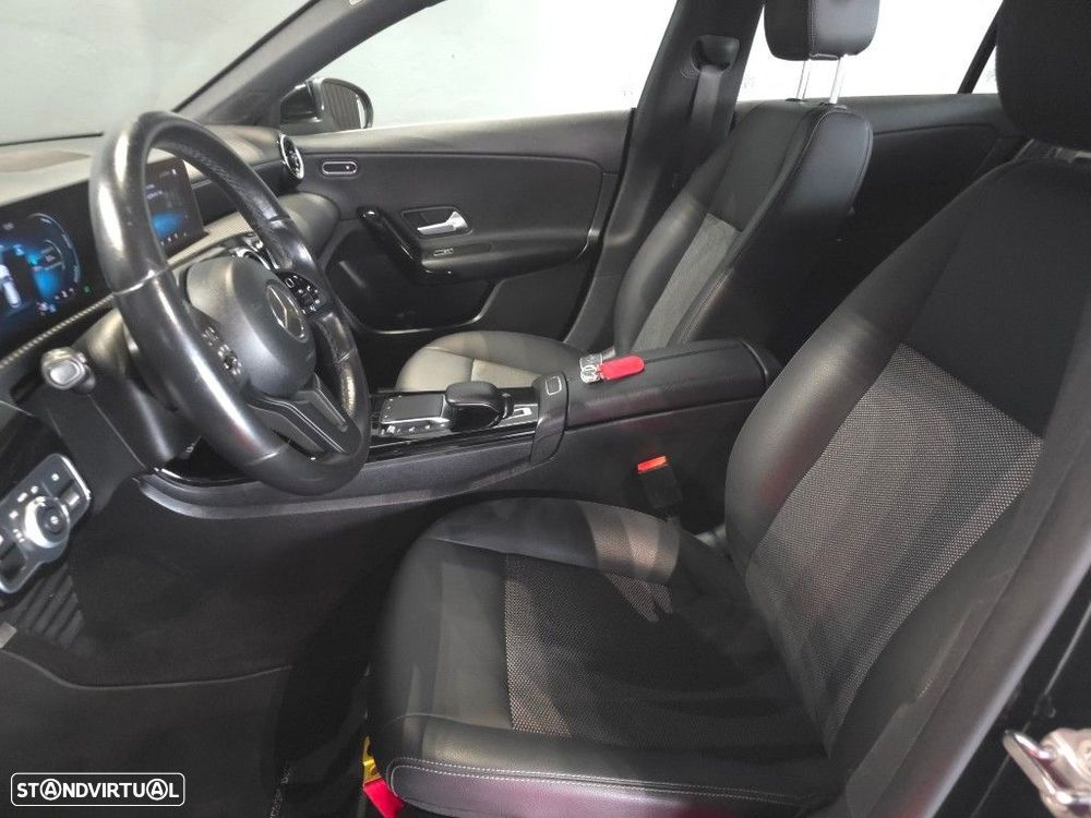 Mercedes-Benz CLA 180 d Shooting Brake AMG Line Aut. - 23