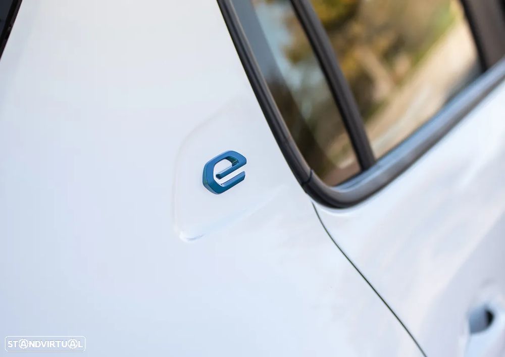 Peugeot e-208 Active Pack - 9