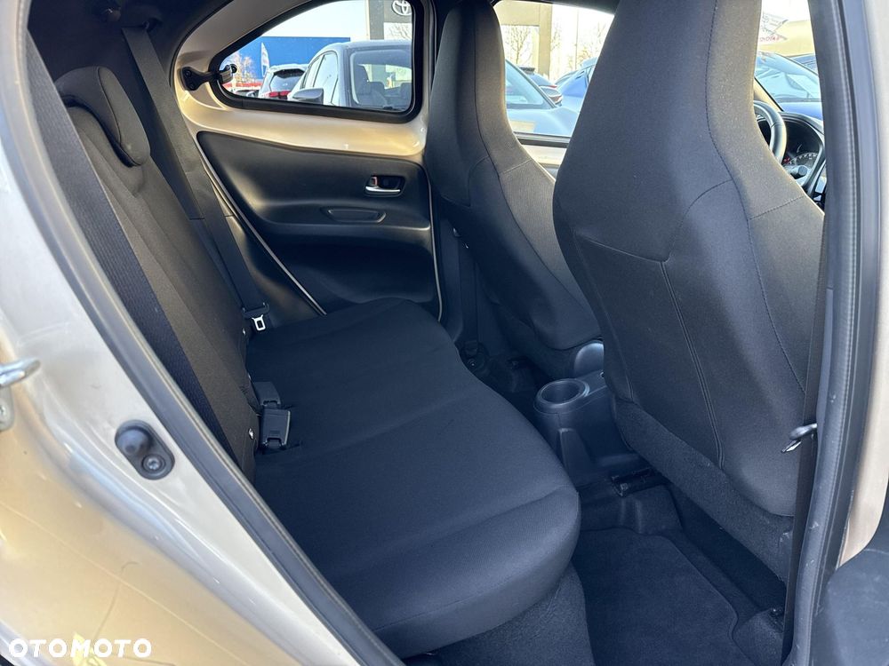 Toyota Aygo X - 10