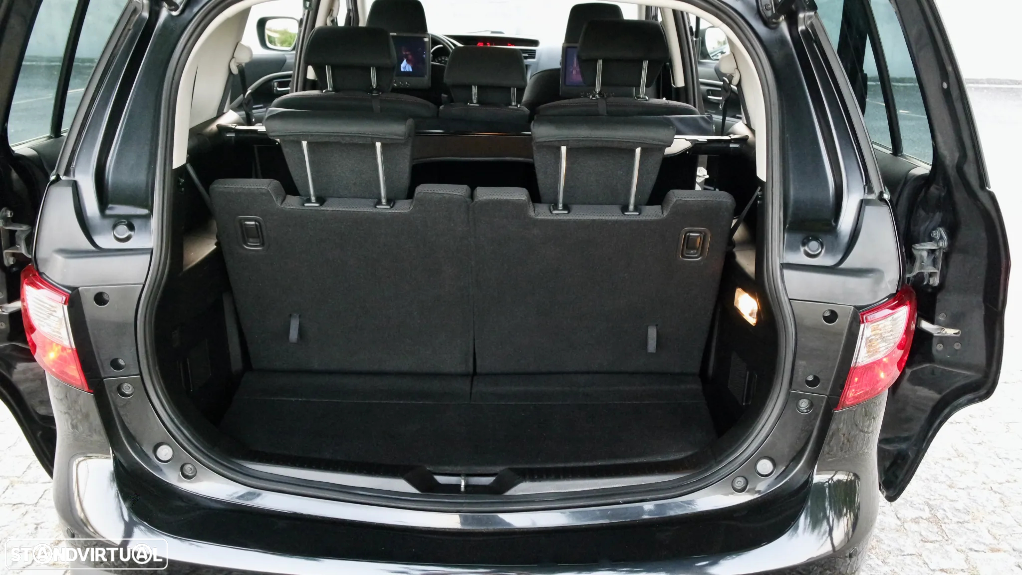 Mazda 5 MZR-CD 1.6 Superior Wagon +Xenon +PE+Pele - 13