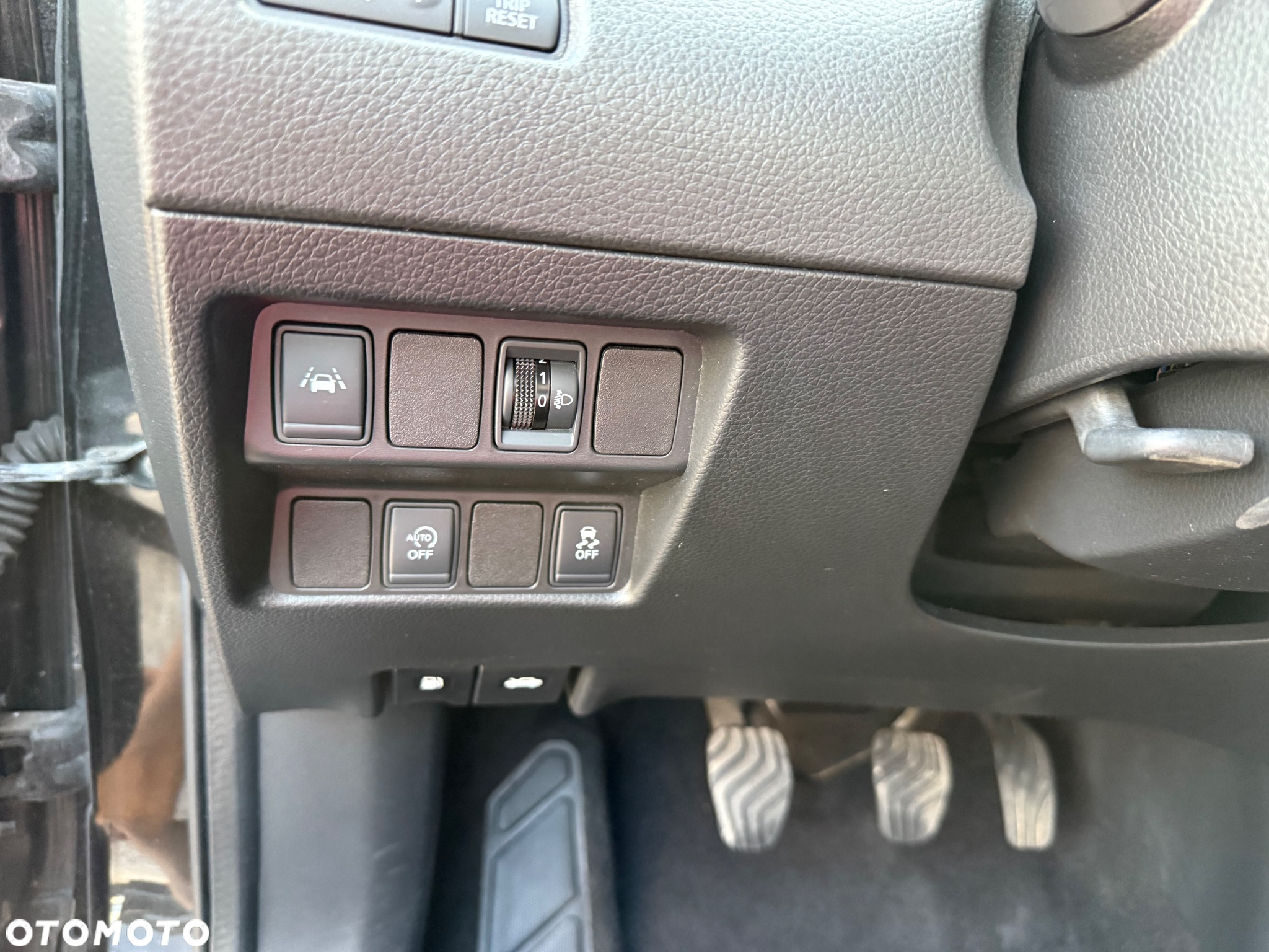 Nissan Qashqai - 32