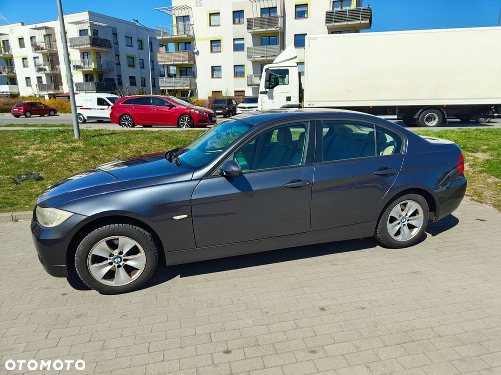 BMW Seria 3 320i - 14