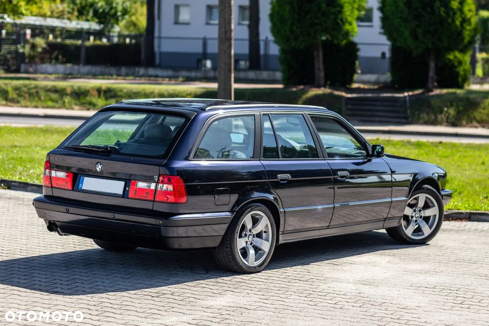 BMW Seria 5 - 12