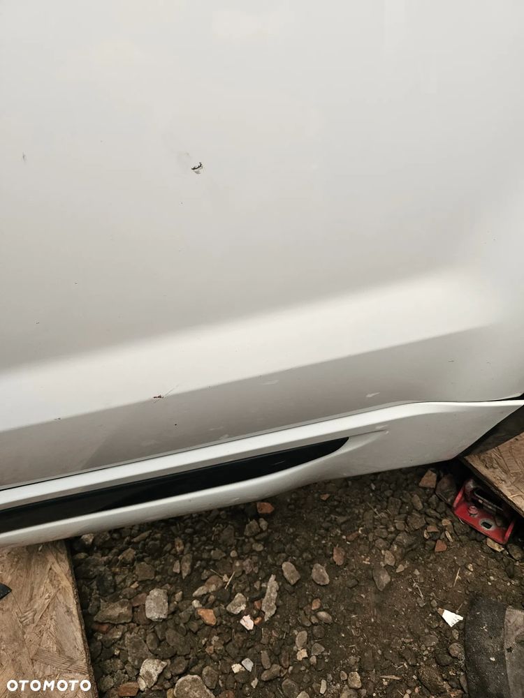 DRZWI LEWA STRONA PRZÓD TYŁ RANGE ROVER EVOQUE - 7