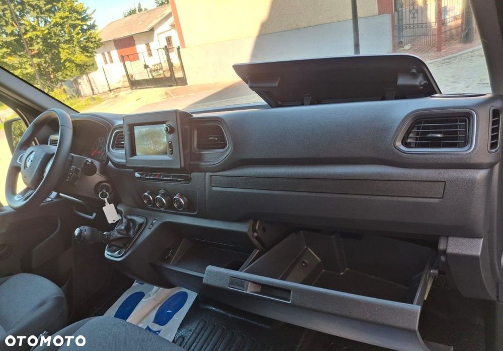 Renault Master - 18