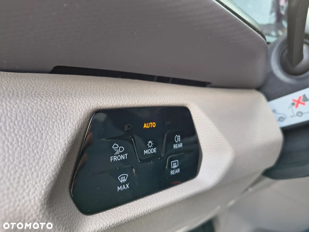 Volkswagen California - 21