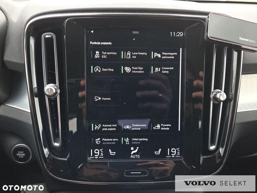 Volvo XC 40 T3 Momentum Pro - 19