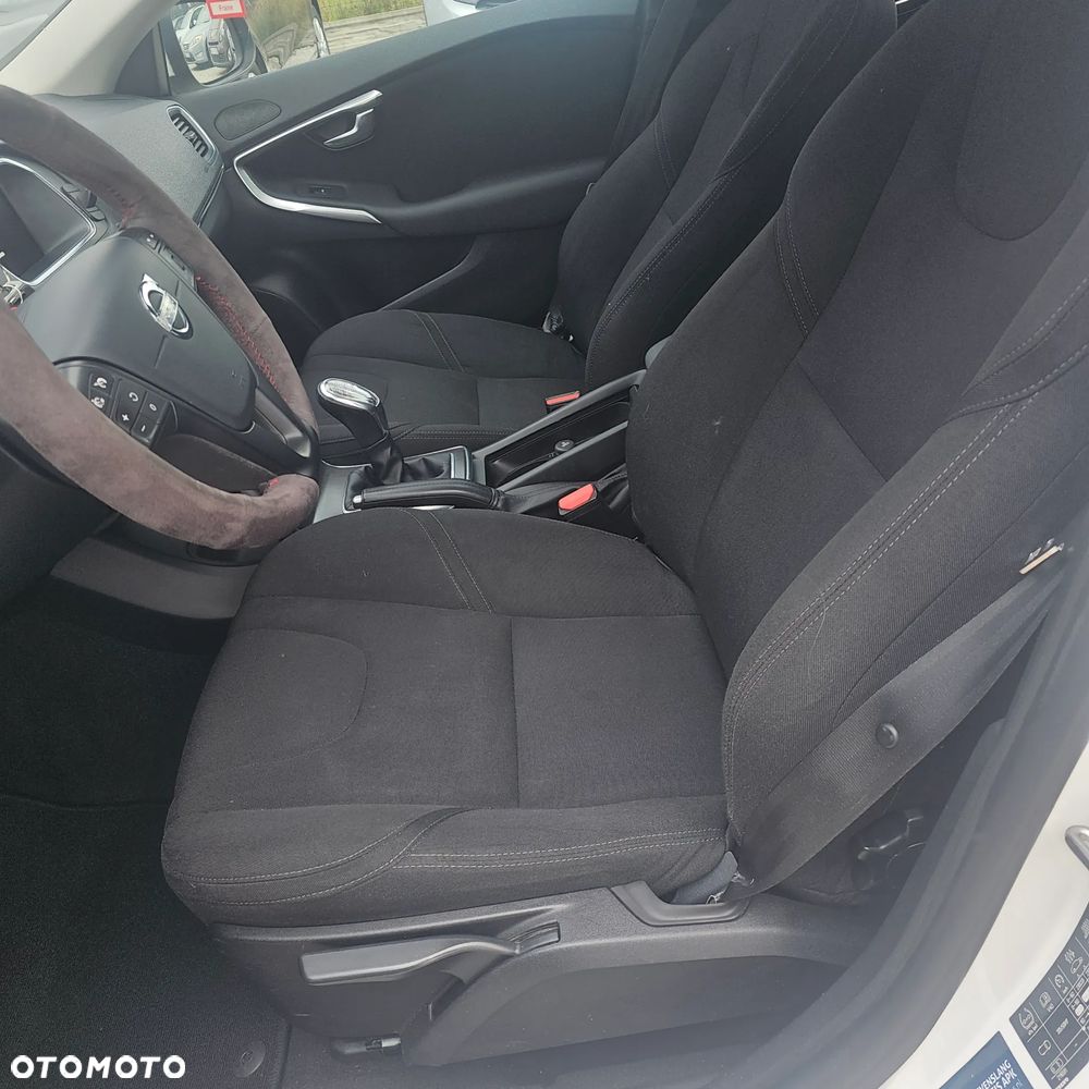 Volvo V40 D2 Kinetic - 20