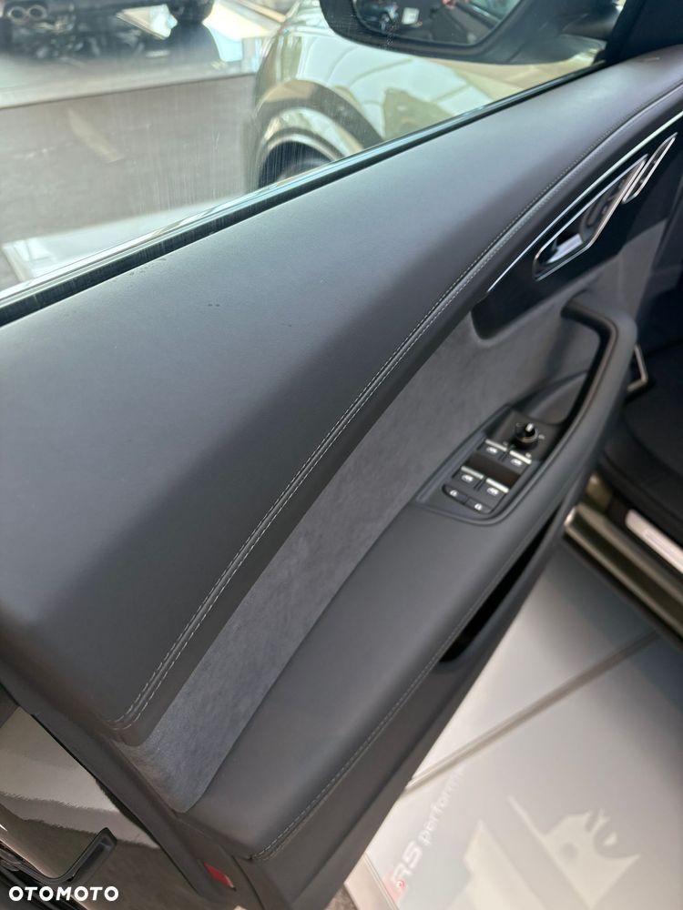 Audi RS Q8 TFSI quattro tiptronic Performance - 16