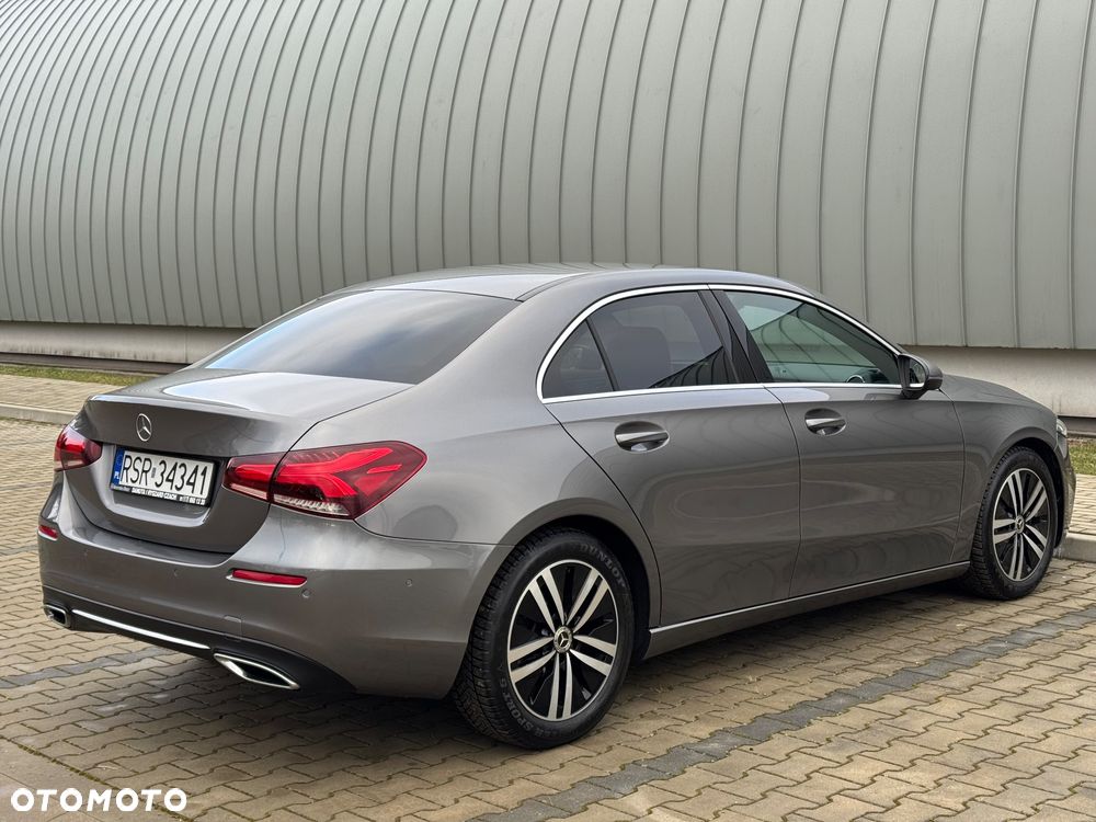 Mercedes-Benz Klasa A 180 Progressive 7G-DCT - 19