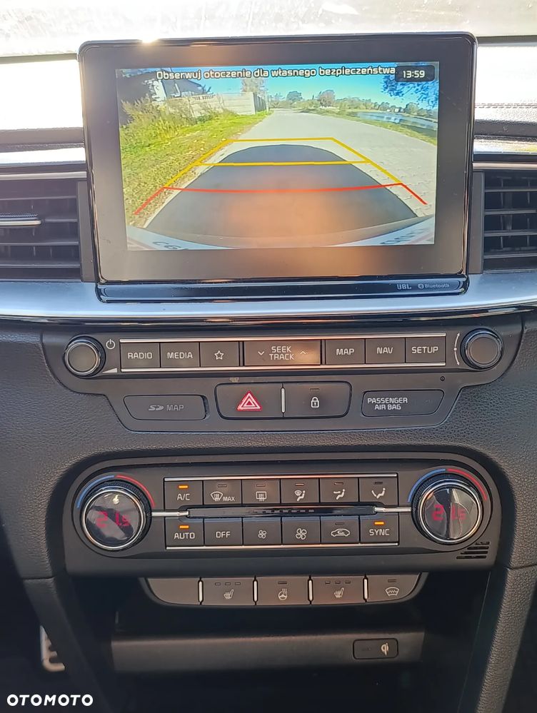 Kia ProCeed 1.6 T-GDI GT DCT - 16