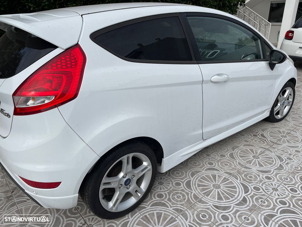 Ford Fiesta 1.6 TDCi Titanium ECOnetic 95g - 3