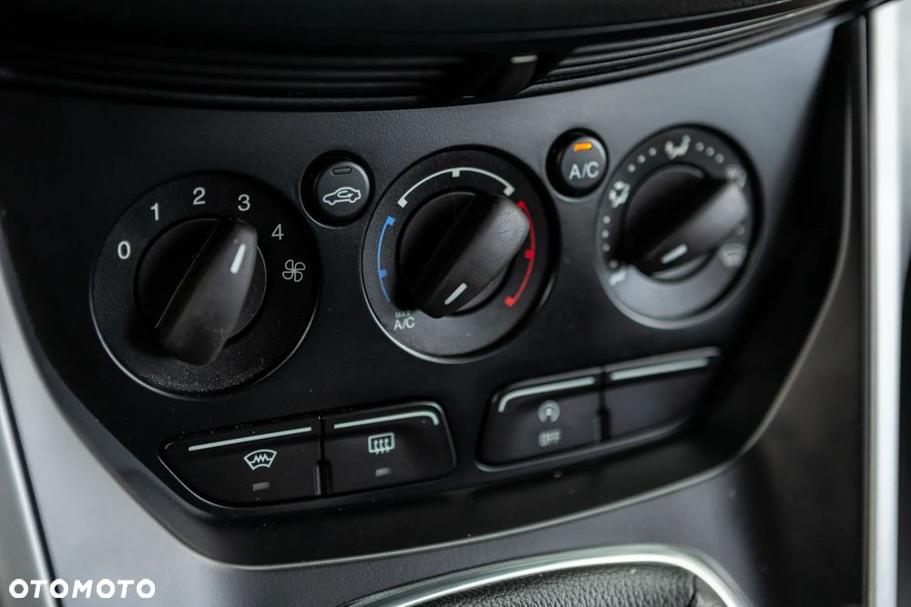 Ford Grand C-MAX - 30