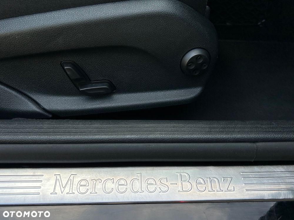 Mercedes-Benz Klasa C 220 d 9G-TRONIC - 28