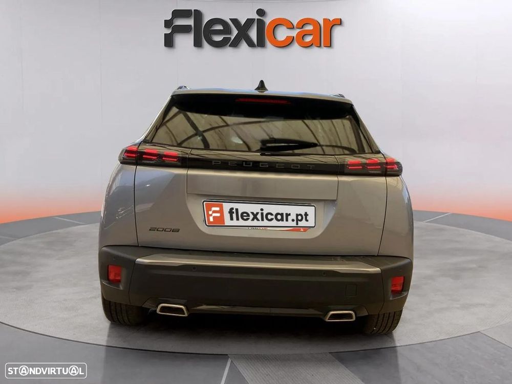 Peugeot 2008 1.2 PureTech Allure EAT8 - 8