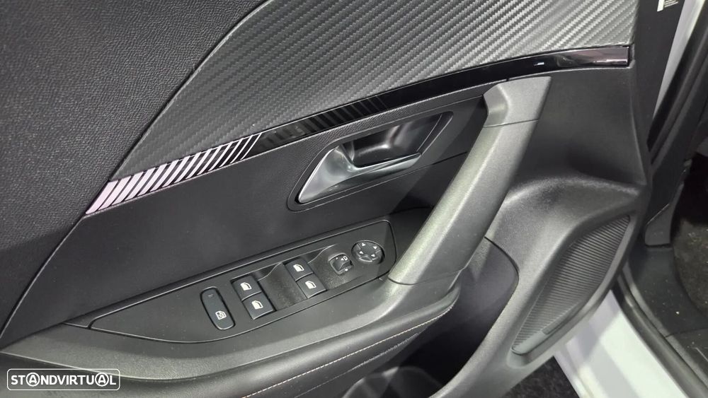 Peugeot 2008 PureTech 100 Stop&Start Allure - 36
